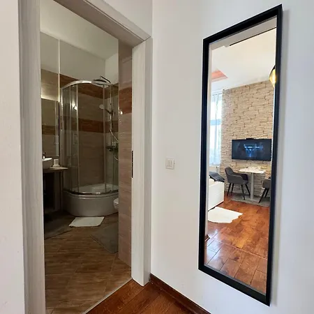 Apartment Home1 *