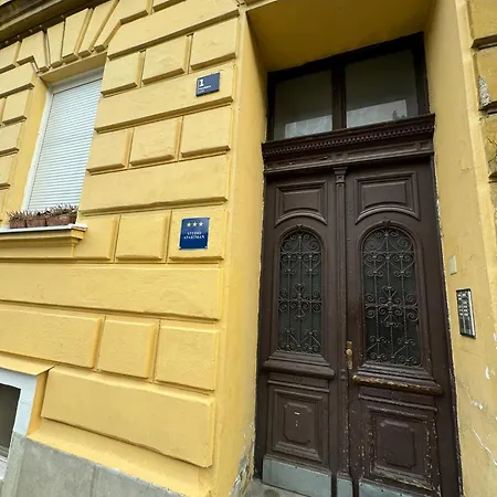 Apartment Home1 *